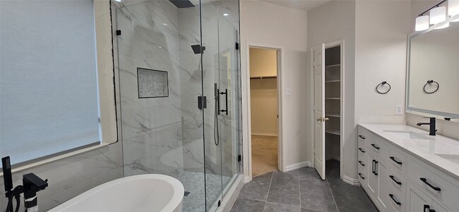 Building Photo - 818 Green Pond Dr