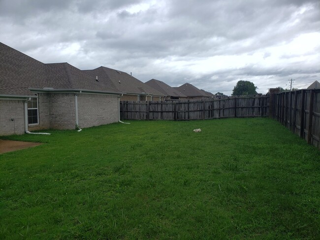 Building Photo - Cedarbrook Farms Subdivision