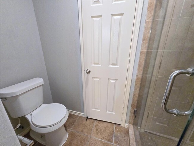 Building Photo - 1423 Stone Bluff Dr