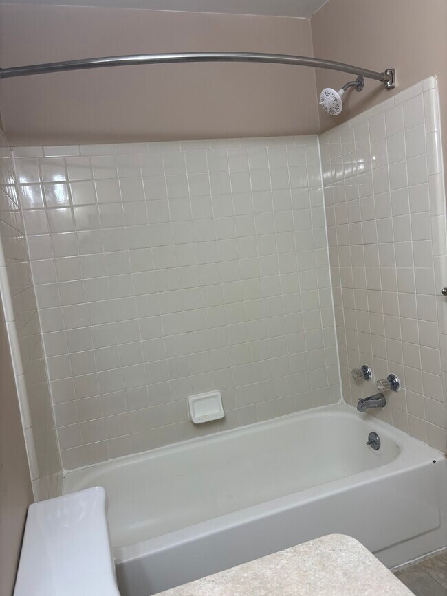 Building Photo - 22020 Indian Creek Dr
