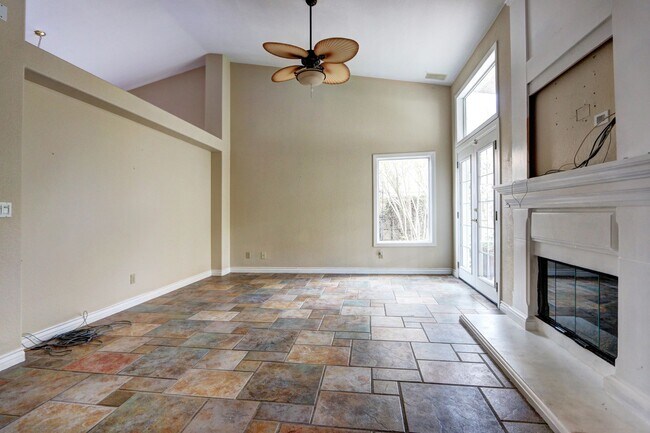 Building Photo - Fabulous Summerlin  Home!