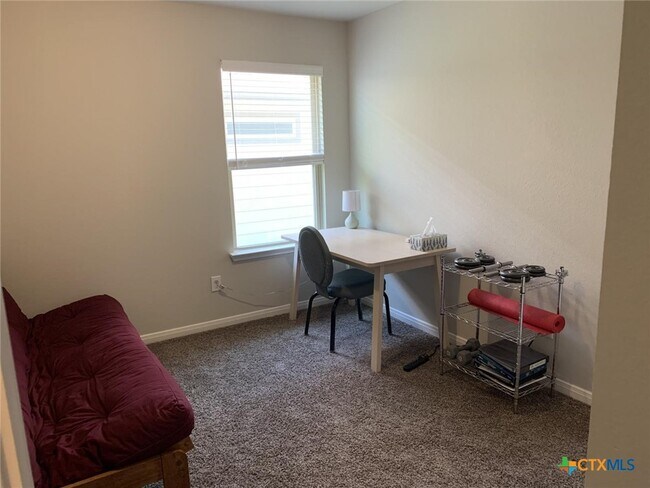 Building Photo - 1311 Kiskadee Branch Dr