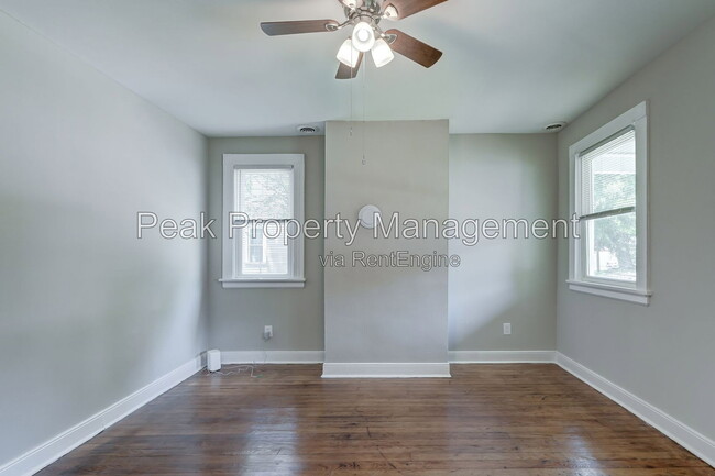 Building Photo - 3022 Groveland Ave