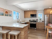 Building Photo - 425 N Nevada St