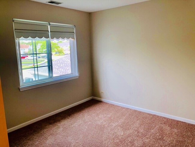 Building Photo - 8225 Ripple Ridge