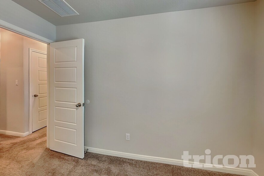 Building Photo - 5806 Nyla Wy
