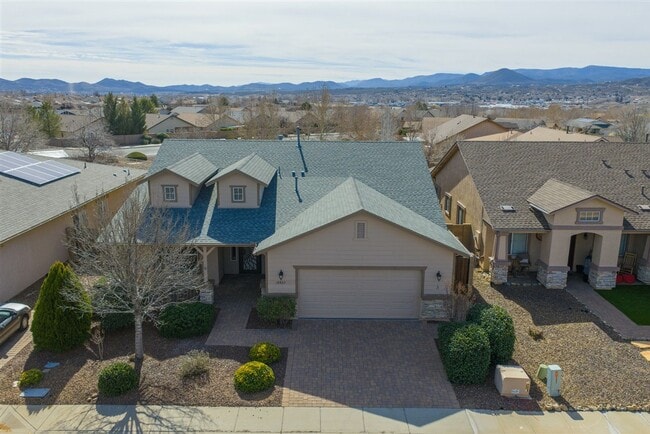 Building Photo - 4 bedroom, 2 bath Home in Quailwood