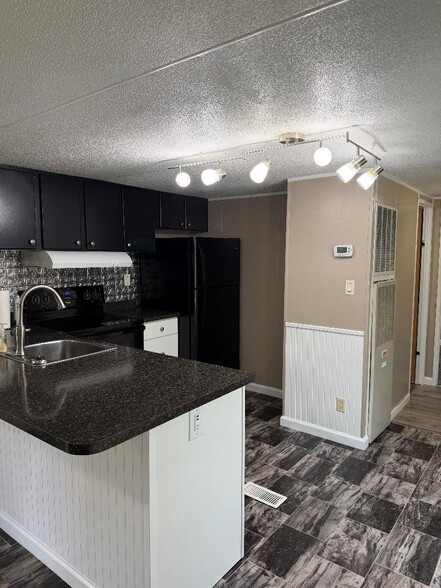 Building Photo - 17 Tylers Cookie Ln