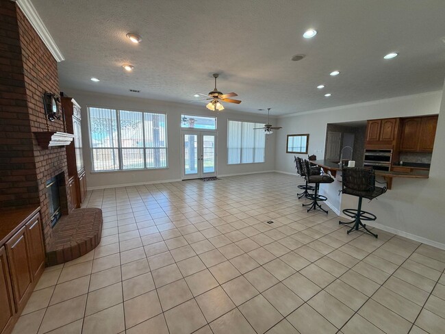 Building Photo - 6401 Highway 2311