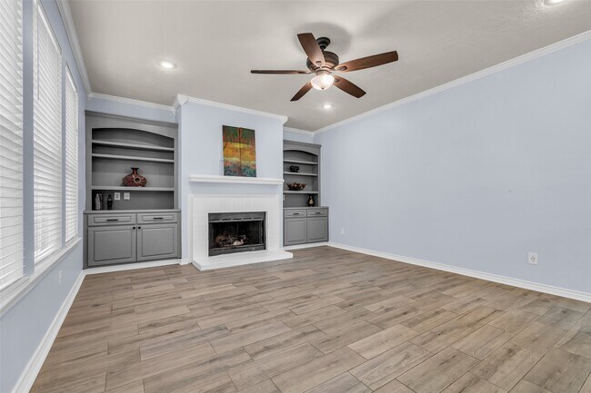 Building Photo - 30114 Thorsby Dr