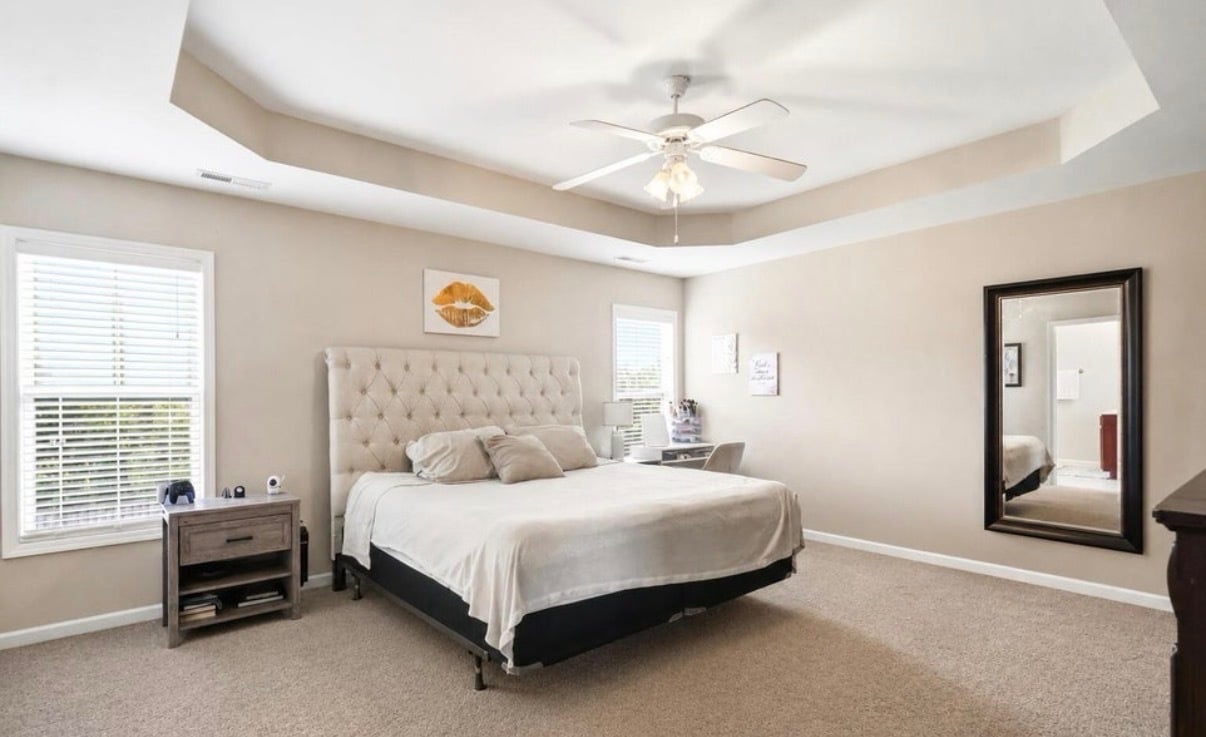 Building Photo - 553 Montego Ct