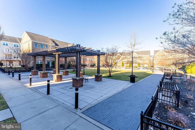 Building Photo - 3104 Magellan Ct