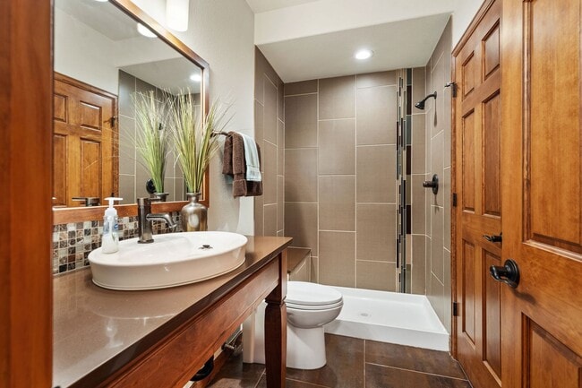 Building Photo - Beautiful 5 Bedroom Home in Windsor CO