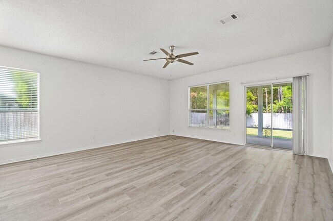 Building Photo - 47 White Heron Dr