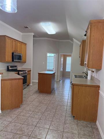 Building Photo - 4611 Harvest Ln