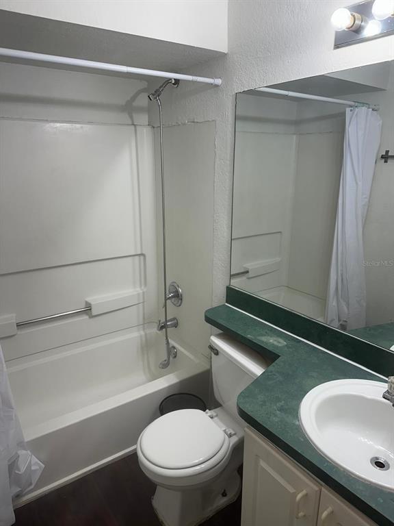 Building Photo - 747 Wyman Ct