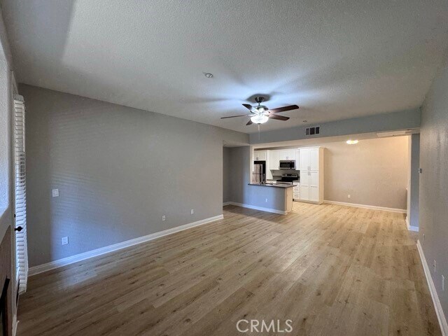 Building Photo - 41410 Juniper St