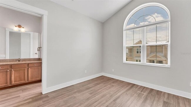 Building Photo - 10395 Coral Landings Ln