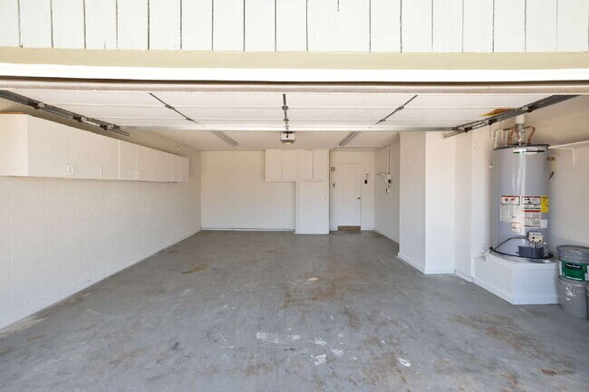 Building Photo - Charming South Scottsdale Ranch  home new ...