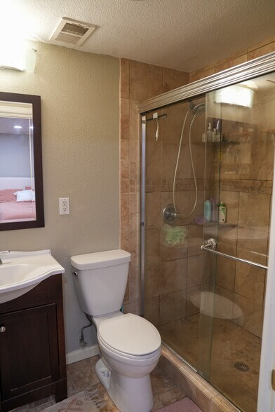 Building Photo - 2375 W 32nd Ave