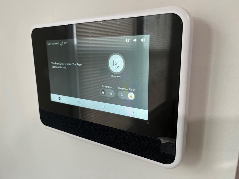 Building Photo - 5207 38th Ave