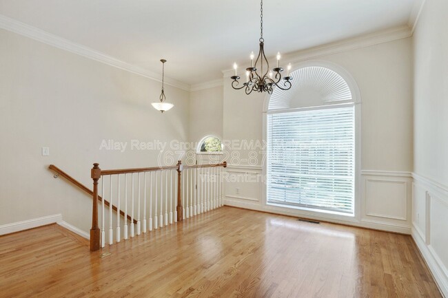 Building Photo - 2675 Rivers Edge Dr NE