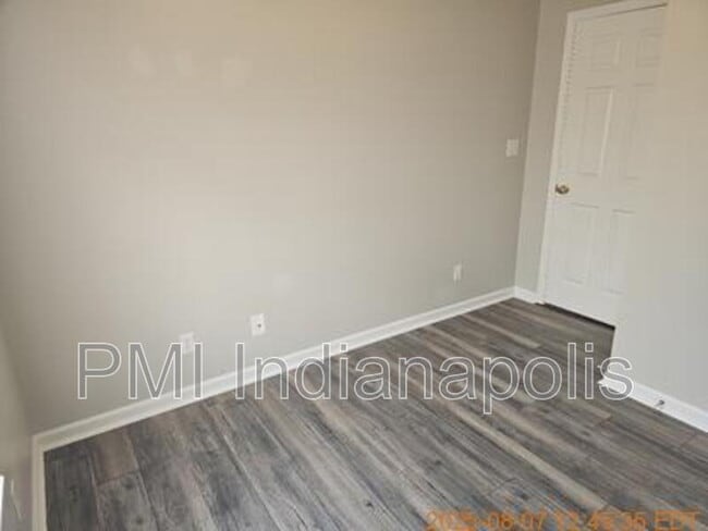 Building Photo - 1857 Winfield Park Dr