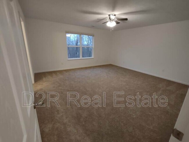 Building Photo - 1199 Saticoy Ct