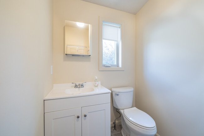 Half bath w/laundry - 335 S Pier Rd