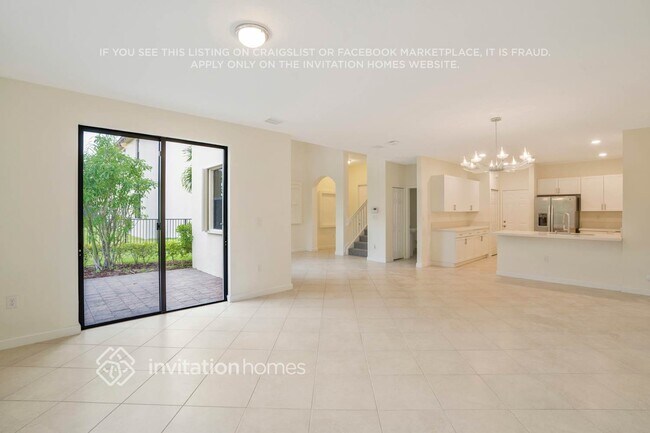 Building Photo - 132 NE 27th Terrace