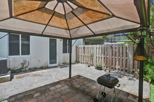 Building Photo - 1325 NW 208th Terrace