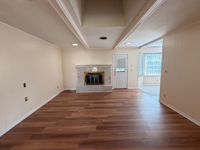 Building Photo - 2604 McArthur Dr