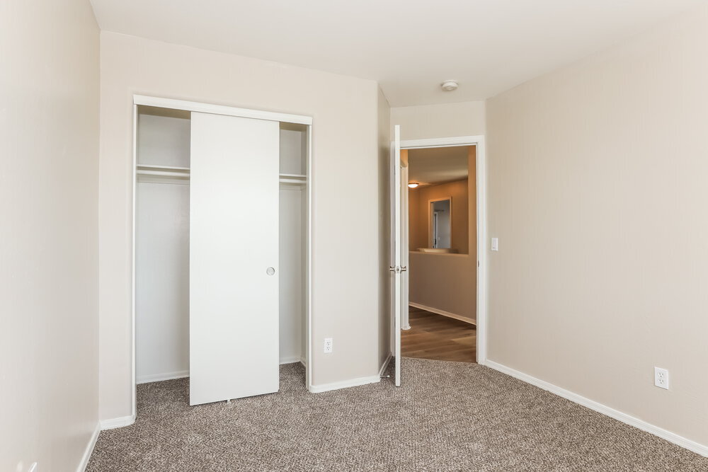 Building Photo - 2018 W Alta Vista Rd