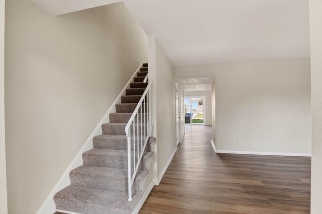 Building Photo - Updated 3BR Home in Virginia Beach with Modern Finishes & Prime Location