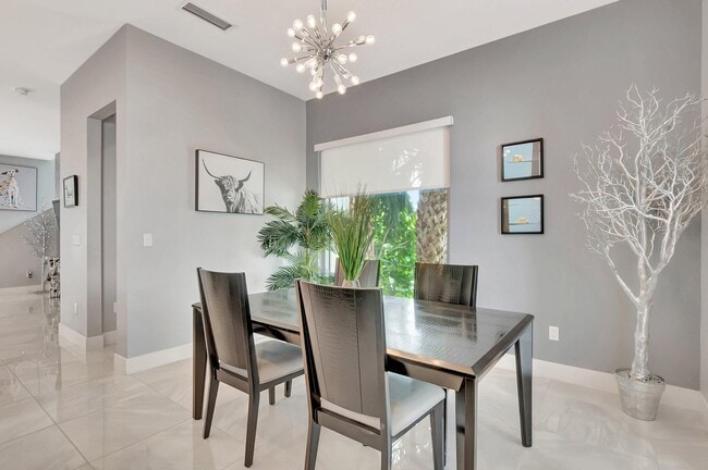 Building Photo - 4010 NW 18th Way