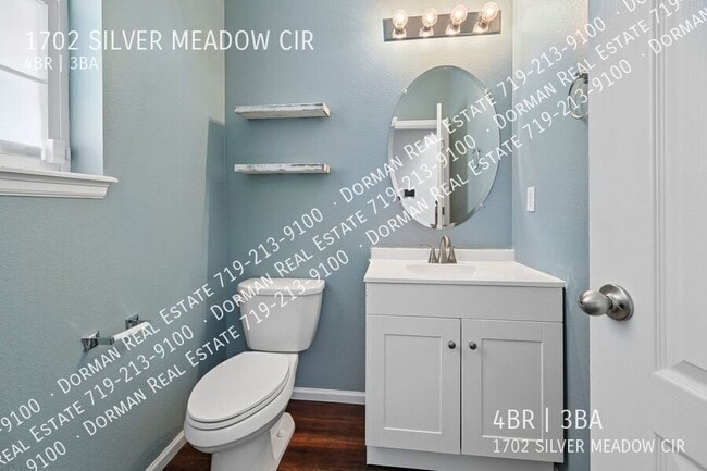 Building Photo - 1702 Silver Meadow Cir