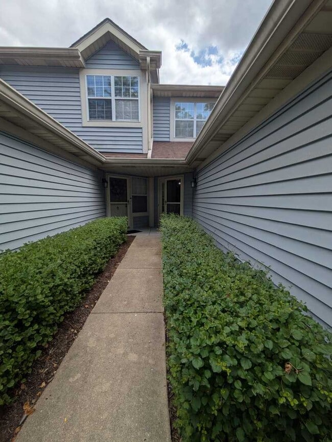 Building Photo - 1054 Rockport Dr