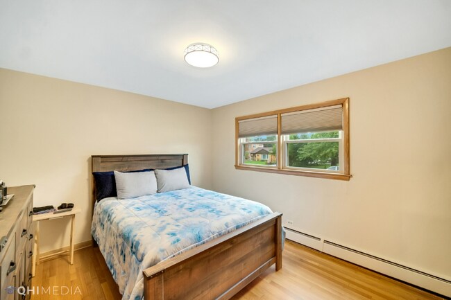 Building Photo - 3205 W 97th St