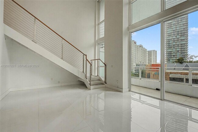 Building Photo - 1080 Brickell Ave
