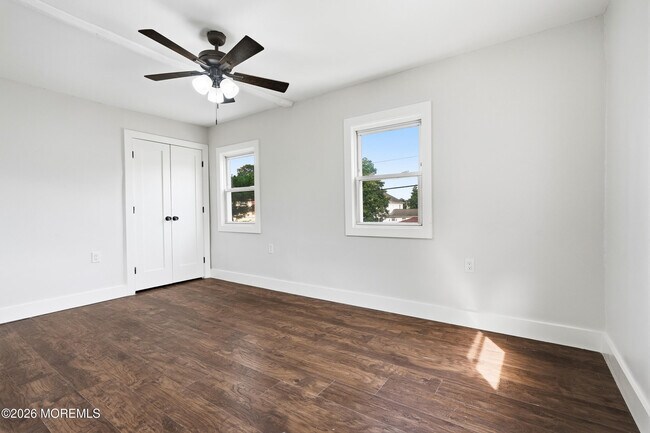 Building Photo - 236 Seaview Ave