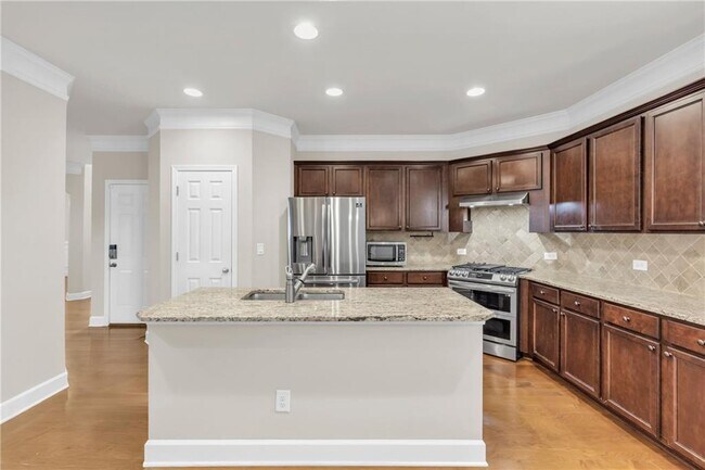 Building Photo - 3295 Carrick Rd