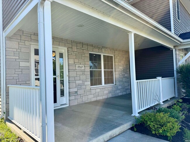 Building Photo - 2317 S Samuel Ln