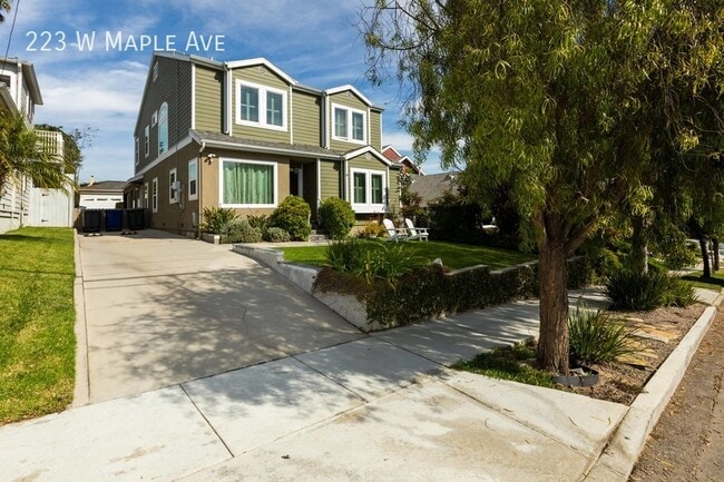 Building Photo - 223 W Maple Ave
