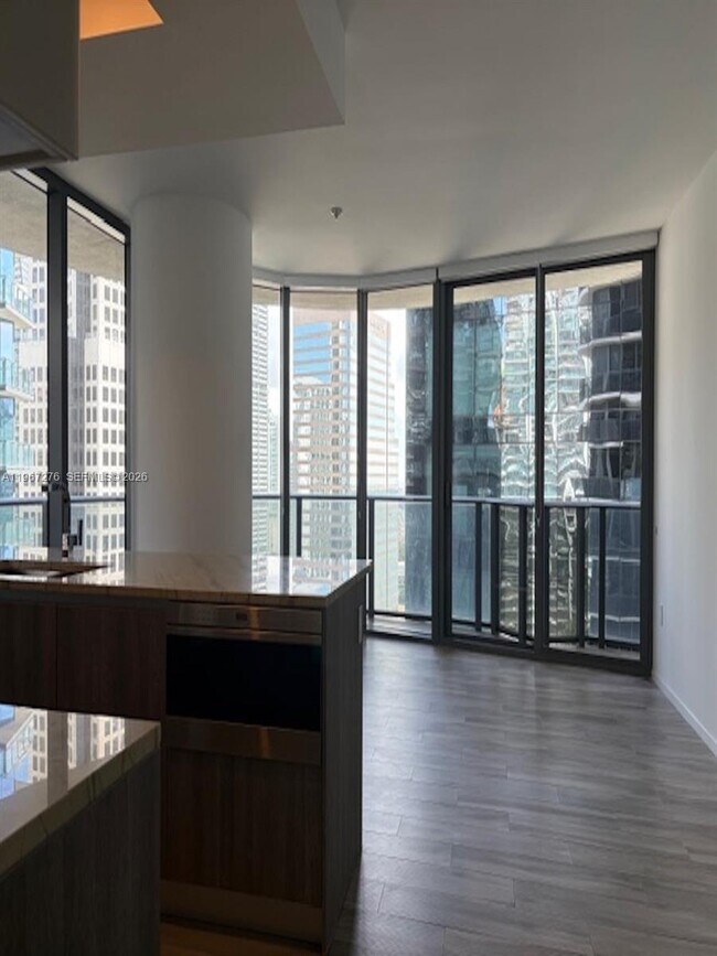 Building Photo - 801 S Miami Ave