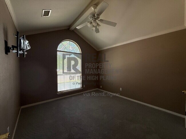 Building Photo - 4407 Van Winkle Dr