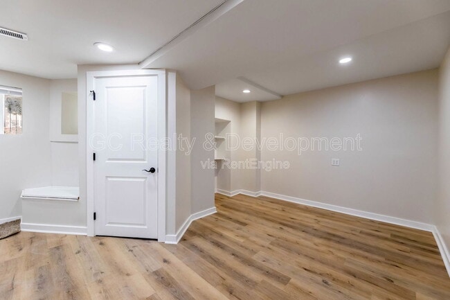 Building Photo - 4241 S Calumet Ave