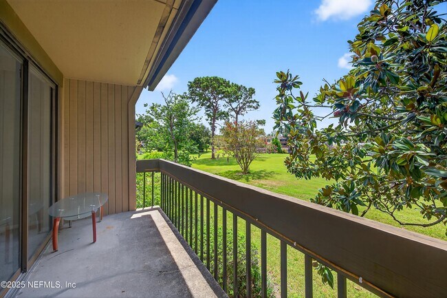 Building Photo - 7622 Las Palmas Way