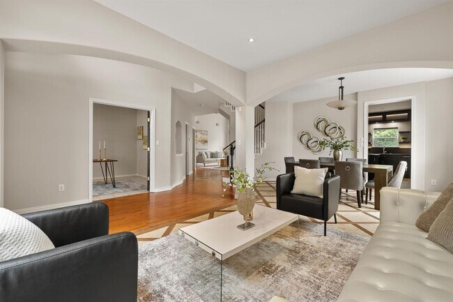 Building Photo - 701 Stansted Manor Dr