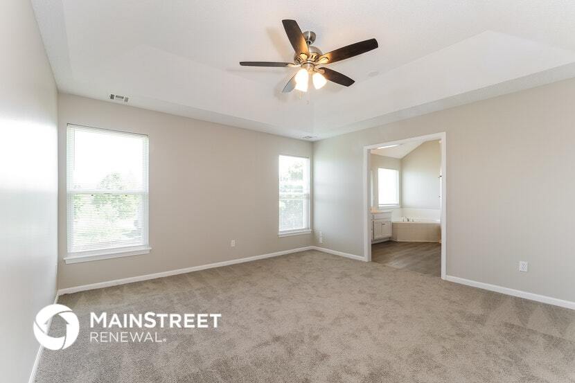 Building Photo - 18417 Spruce St