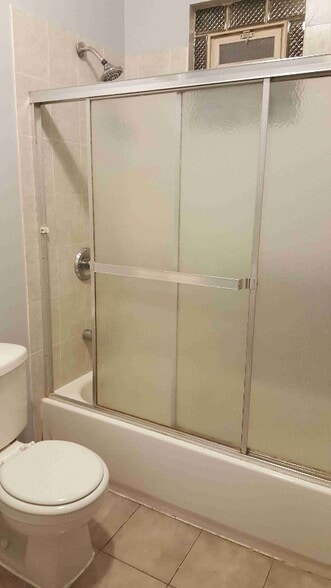 Building Photo - 3418 W Armitage Ave